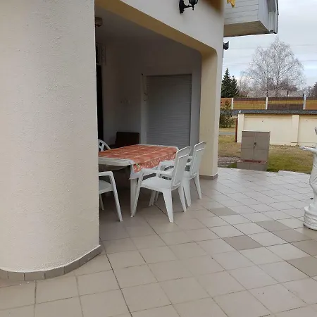 Apartament Veronika Vendeghaz