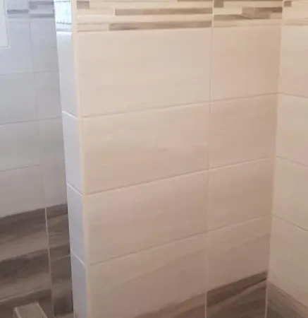 Apartament Veronika Vendeghaz *